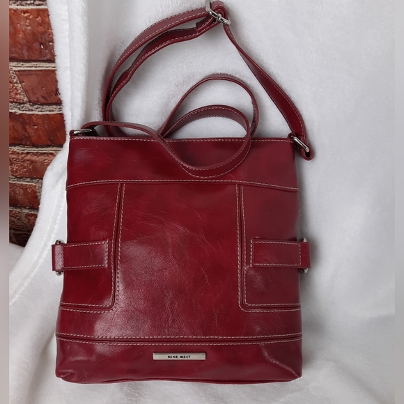 Nine West Red FACTORY DISTRESSED Crossbody Bag NWOT - Picture 1 of 11
